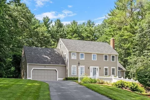 12 Little Bear Hill Rd, Westford, MA 01886