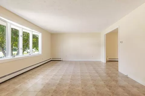 4 Eastern Ave, Stoneham, MA 02180 photo 6