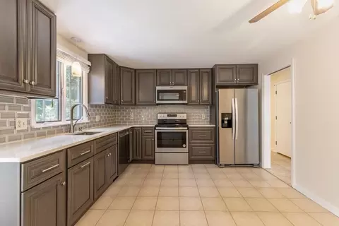 4 Eastern Ave, Stoneham, MA 02180 photo 13
