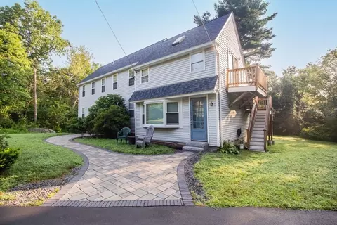 88 Providence, Mendon, MA 01756