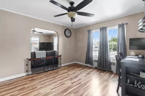 649 Mount Hope Ave, Fall River, MA 02724 photo 8