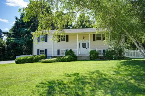 3 Alice Ave, Shrewsbury, MA 01545