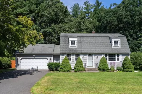 46 Kittredge Dr, Westfield, MA 01085