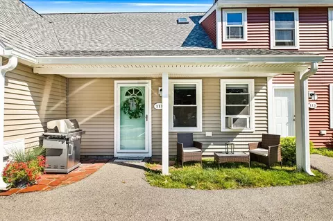 47 Old Colony Ln #111, Marshfield, MA 02050
