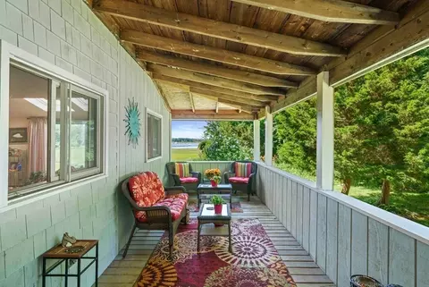 237 Damons Point Rd, Marshfield, MA 02050 photo 5