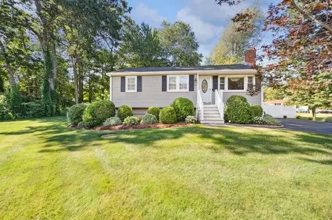 23 Savoy St, Billerica, MA 01862