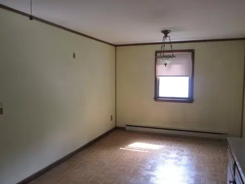 19 Victoria Dr, Webster, MA 01570 photo 12