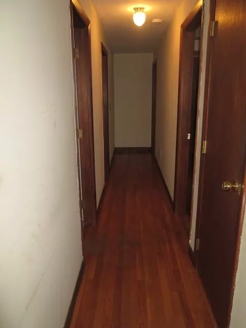 19 Victoria Dr, Webster, MA 01570 photo 11