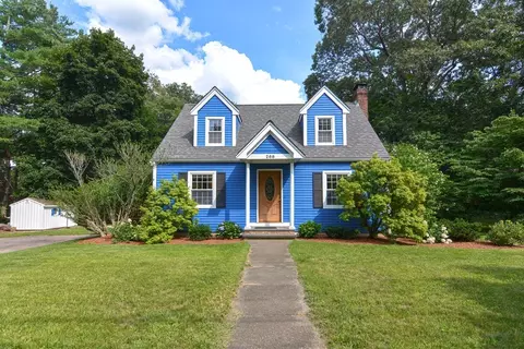 288 Cedar St, Ashland, MA 01721