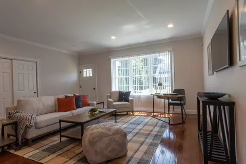 57 Oak St #57, Needham, MA 02492 photo 4