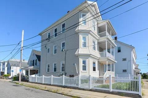 152 Saint Mary St, Fall River, MA 02720 photo 3