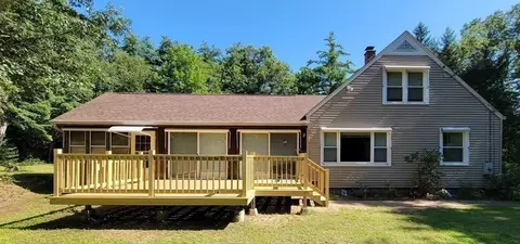116 County Rd, Southampton, MA 01073