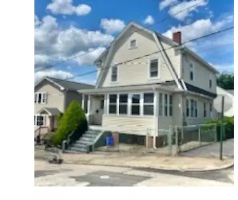 18 Loreto St, Providence, RI 02904