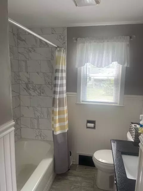 18 Pidgeon Dr, Springfield, MA 01119 photo 8