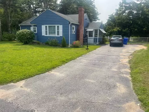 18 Pidgeon Dr, Springfield, MA 01119 photo 17
