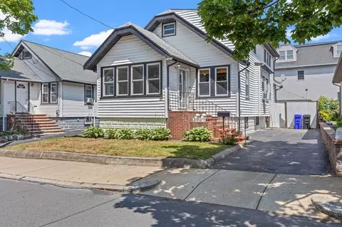 26 Brackenbury St, Malden, MA 02148