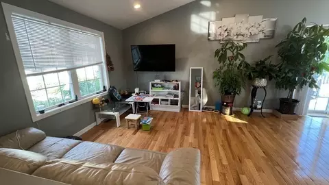 24 Manchester St, Fall River, MA 02721 photo 5