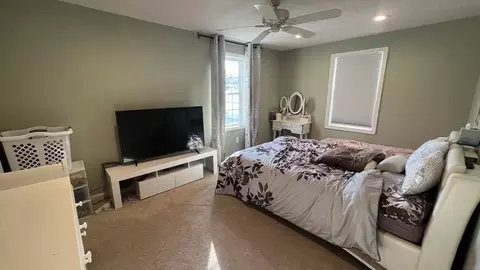 24 Manchester St, Fall River, MA 02721 photo 16