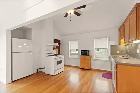 21 Eastern Ave, Gloucester, MA 01930 photo 8