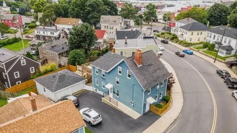 21 Eastern Ave, Gloucester, MA 01930 photo 3