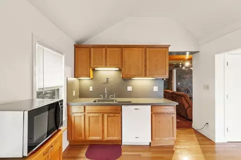 21 Eastern Ave, Gloucester, MA 01930 photo 10
