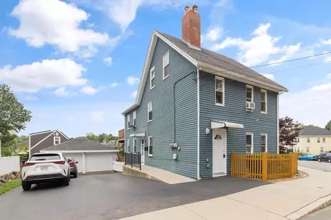 21 Eastern Ave, Gloucester, MA 01930 photo 2