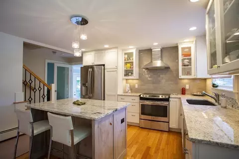 2 Powers St, Beverly, MA 01915 photo 8
