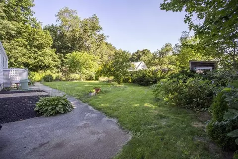2 Powers St, Beverly, MA 01915 photo 3