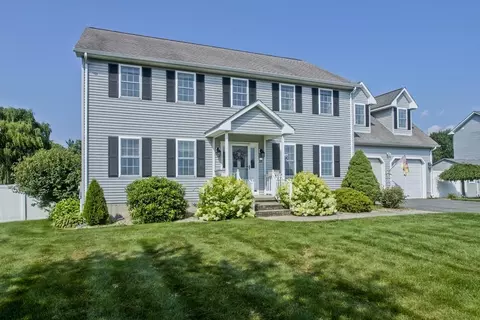 29 Kingsberry Way, Easthampton, MA 01027
