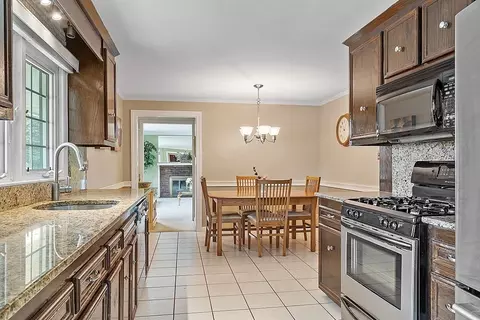 5 Barton Ave, Dracut, MA 01826 photo 13