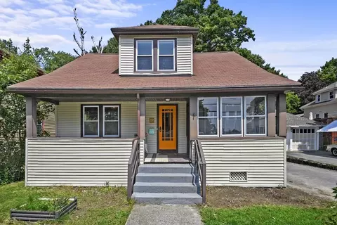 17 Monticello Dr, Worcester, MA 01603