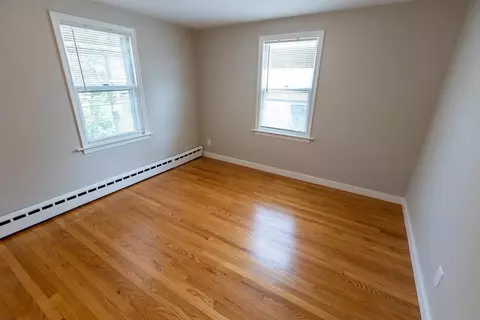77 Derryfield Ave, Springfield, MA 01118 photo 15