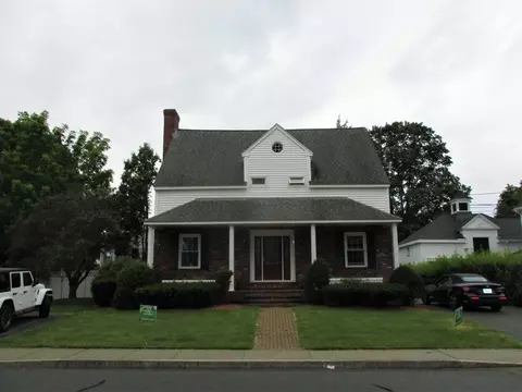 15 Kingsbury Ave, Haverhill, MA 01835