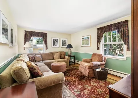 17 Winthrop Rd, Hingham, MA 02043 photo 12
