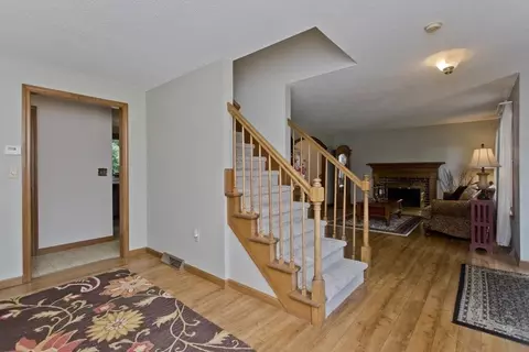 9 Post Rd, Chicopee, MA 01020 photo 5