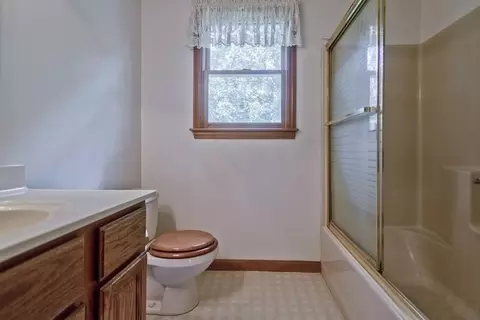 9 Post Rd, Chicopee, MA 01020 photo 30