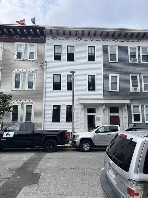 183 W 5th St #2, Boston, MA 02127