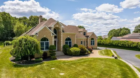 93 Narrows, Freetown, MA 02702