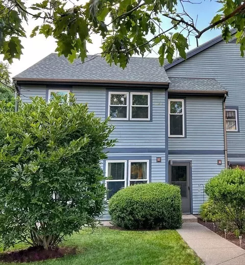 110 Dean St #77, Taunton, MA 02780
