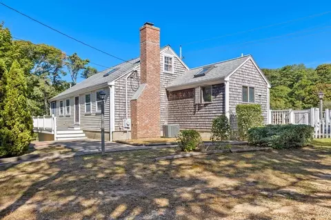 70 Armour Dr, Eastham, MA 02642