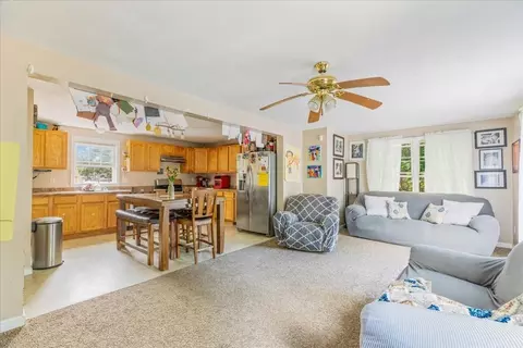 21 Crescent Pl, Wareham, MA 02571 photo 5