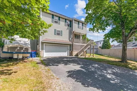 21 Crescent Pl, Wareham, MA 02571