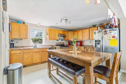 21 Crescent Pl, Wareham, MA 02571 photo 8