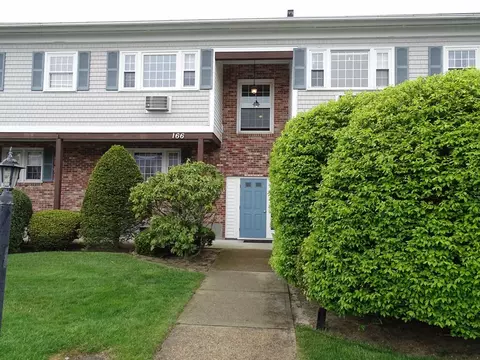 166 Upper County Rd #1-6, Dennis, MA 02660