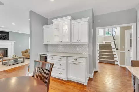 380 Mohawk Rd, Raynham, MA 02767 photo 16