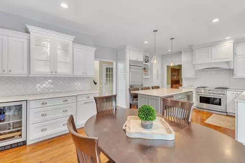 380 Mohawk Rd, Raynham, MA 02767 photo 17