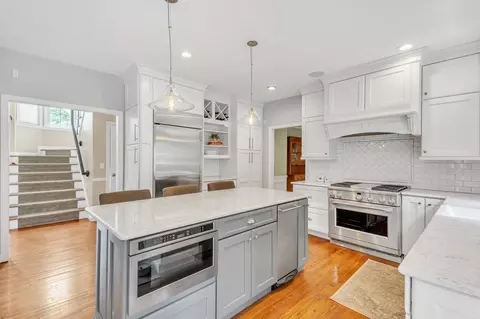 380 Mohawk Rd, Raynham, MA 02767 photo 14