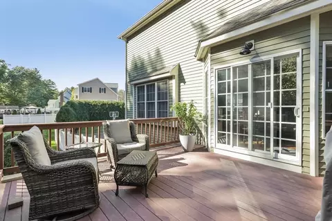 380 Mohawk Rd, Raynham, MA 02767 photo 36