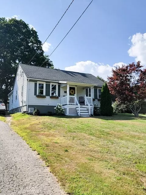 112 Lincoln Ave, Dighton, MA 02764