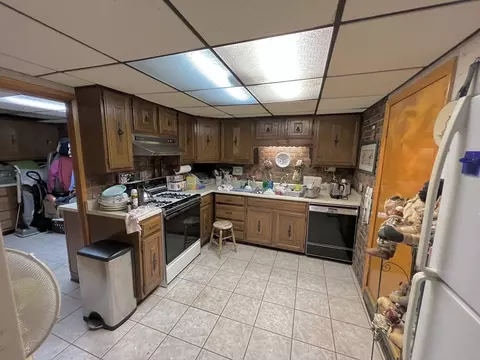 28 Oneida Ave, Worcester, MA 01606 photo 22